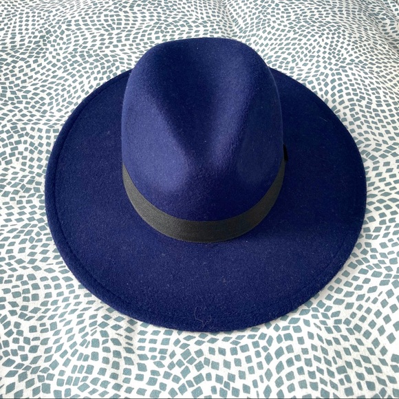 Accessories - Structured Felt Wide Brim Fedora